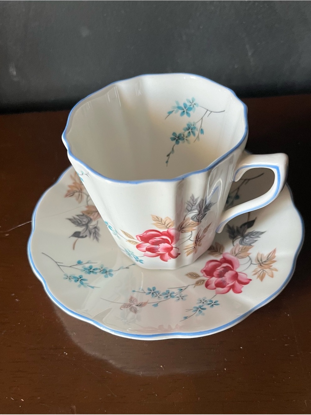 Vintage Rosina Scalloped Porcelain Teacup and Saucer with Red Floral Motif